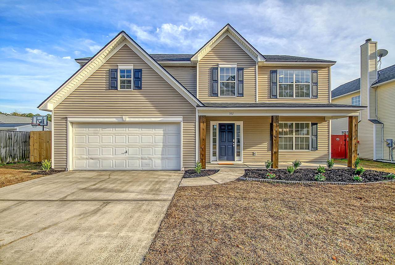 352 Dunning Road - Photo 1