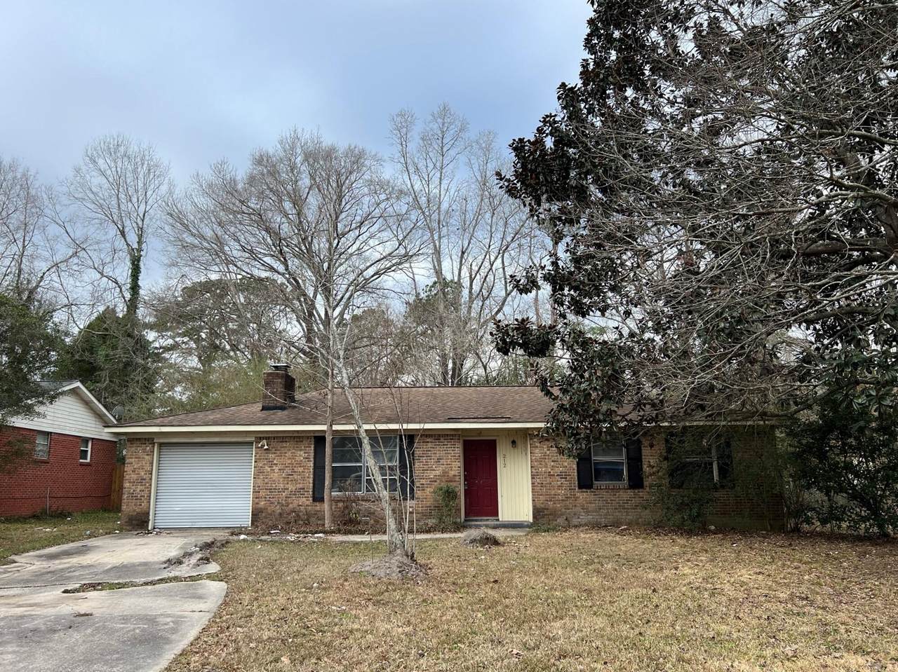 212 Bristow Drive - Photo 1