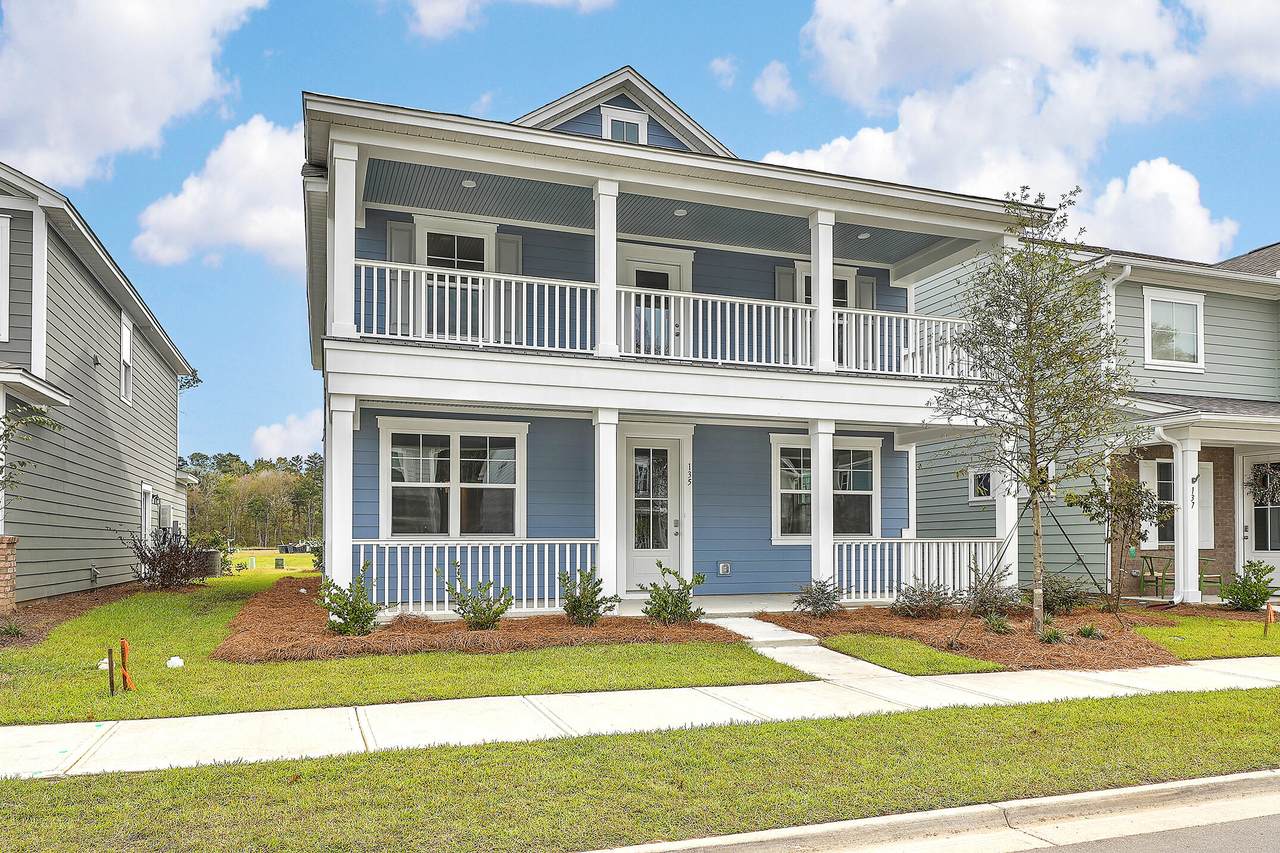 135 Brant Drive - Photo 1
