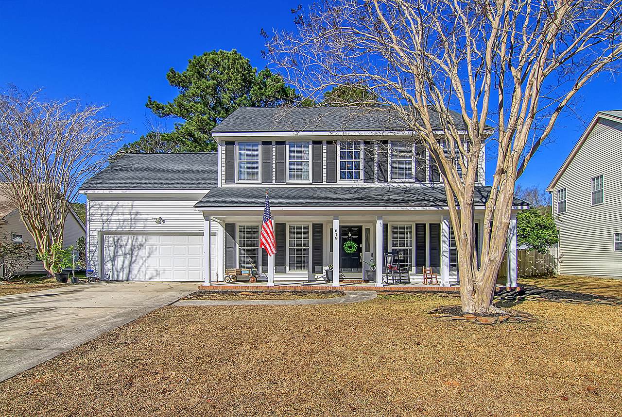 619 Alwyn Boulevard - Photo 1