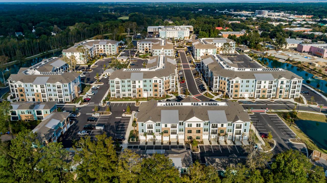 1800 Indigo Market Drive - Photo 1