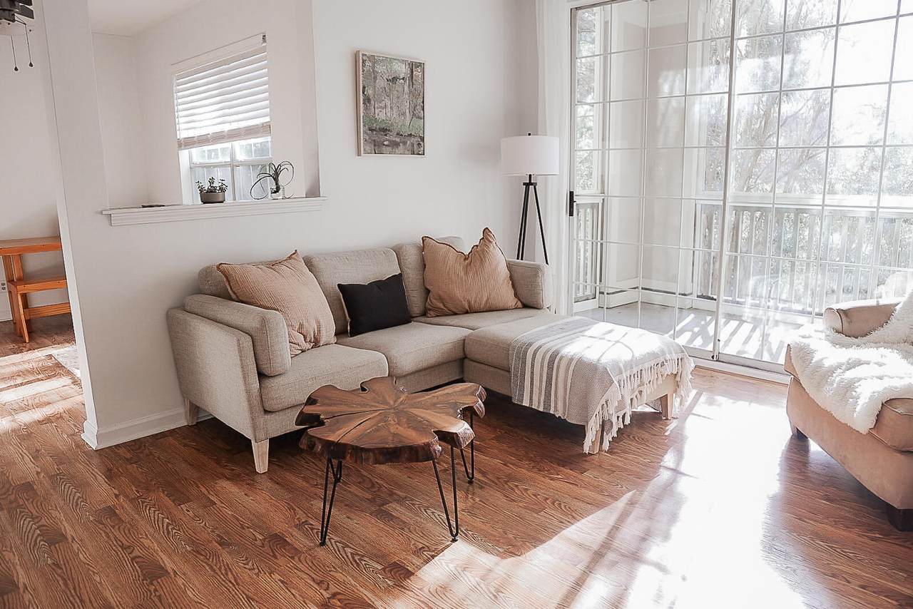 1600 Long Grove Drive - Photo 1