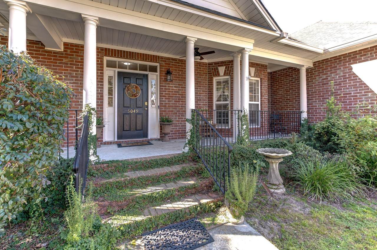 5049 Spaniel Drive - Photo 1