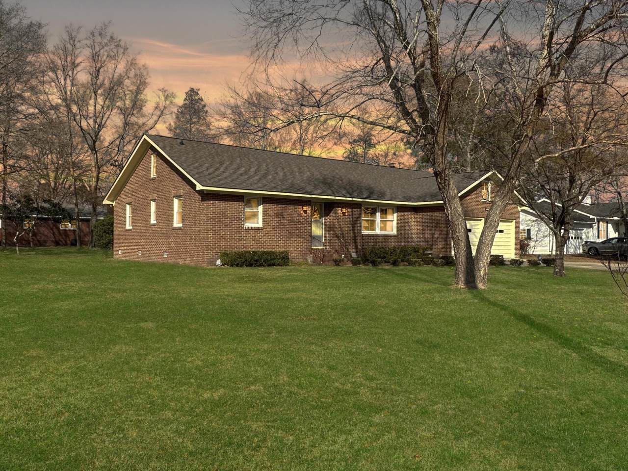 1605 Pinopolis Road - Photo 1