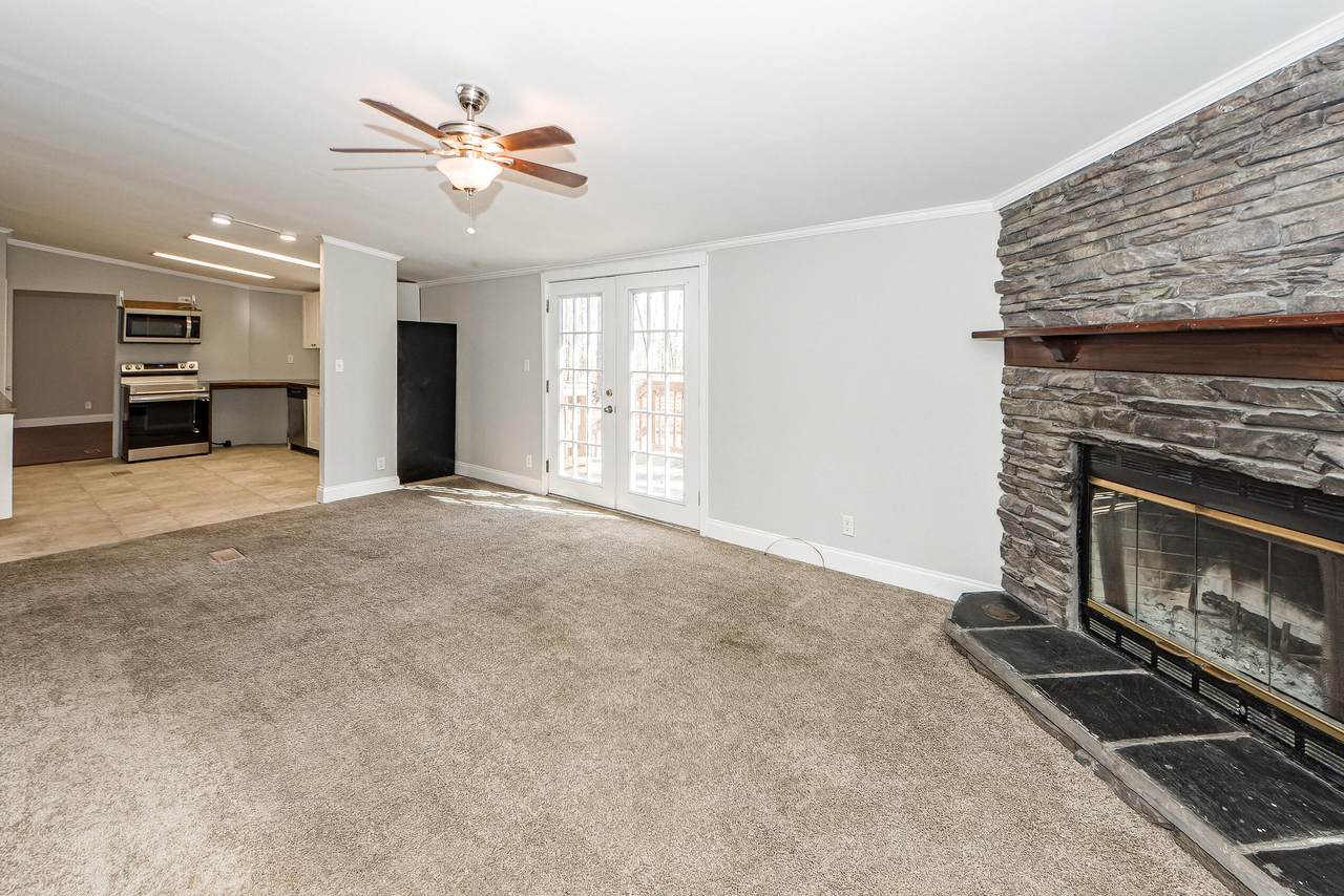 131 Magnolia Street - Photo 1