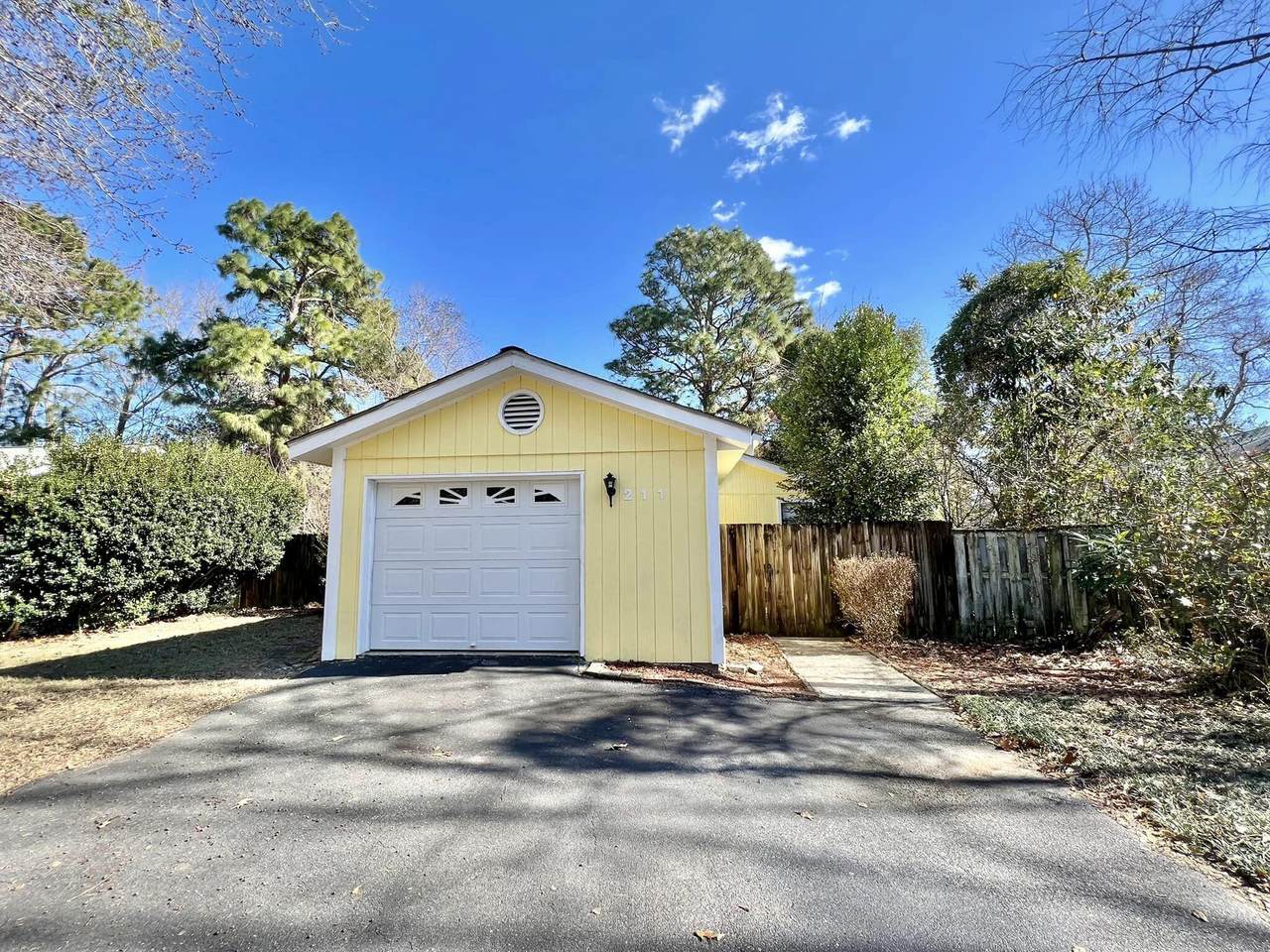 211 Pebble Creek Road - Photo 1