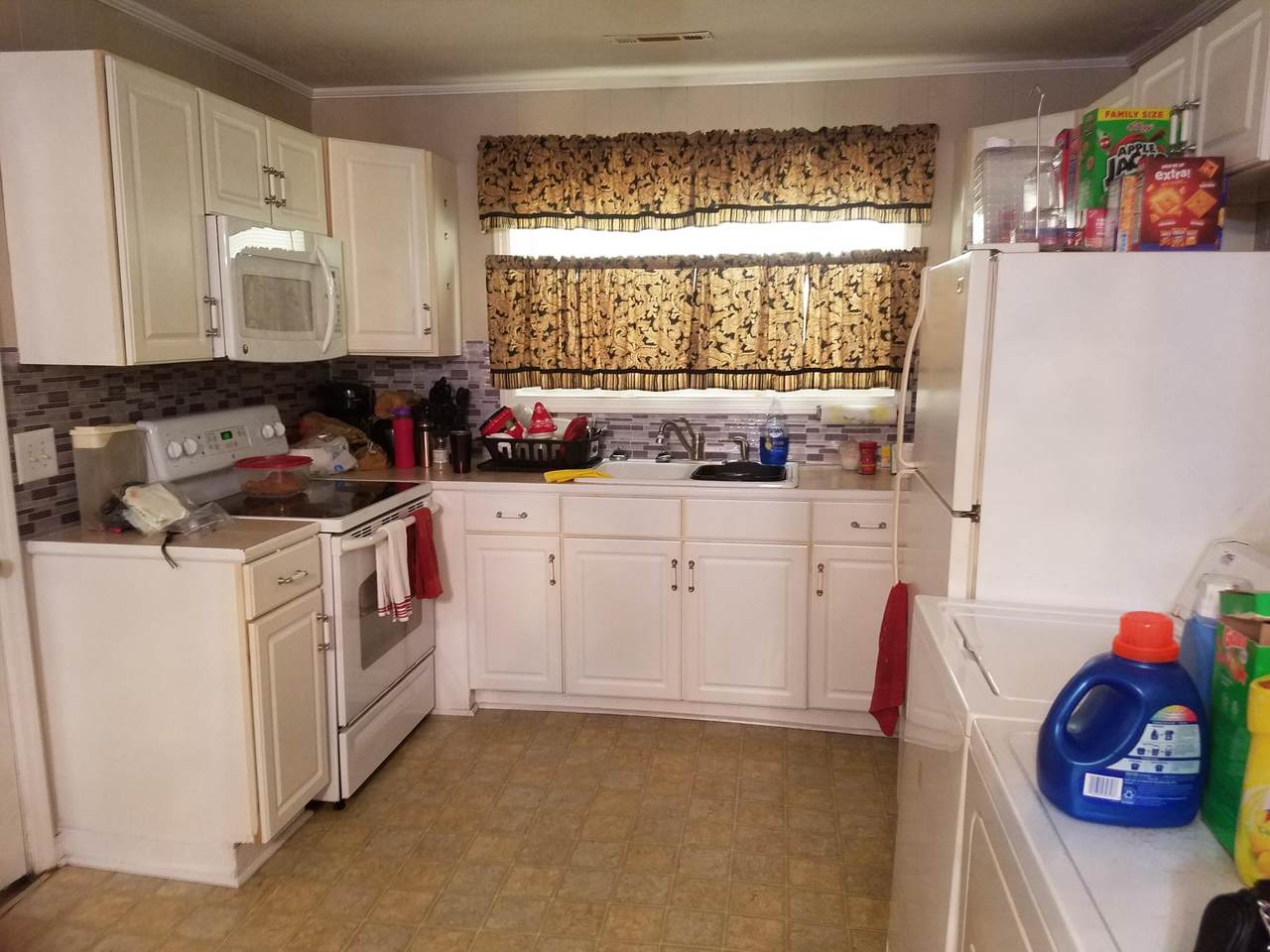 121 Grayson Street - Photo 1