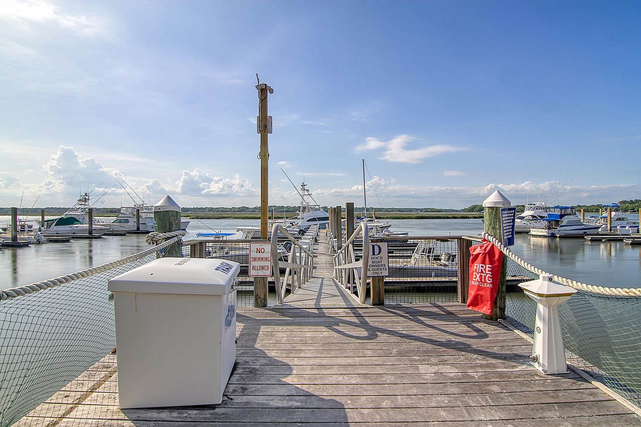 https://bt-photos.global.ssl.fastly.net/charleston/1280_boomver_1_23010686-2.jpg