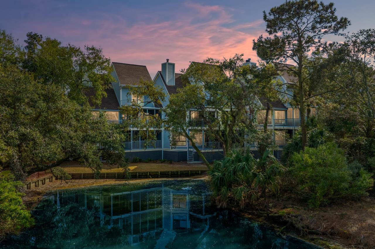 209 Little Oak Drive - Photo 1
