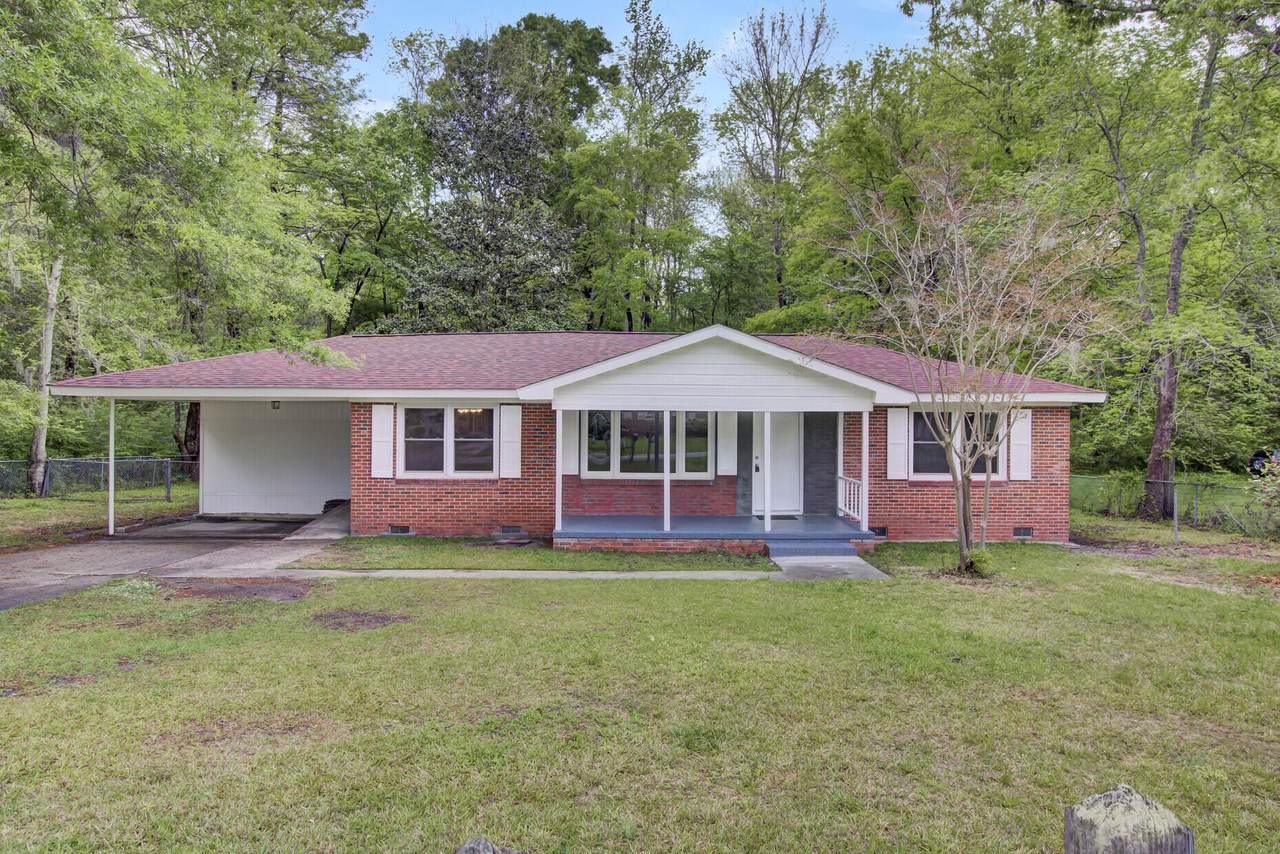 1201 Saylors Avenue - Photo 1