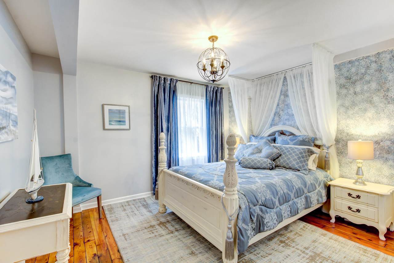 54 Wentworth Street - Photo 1