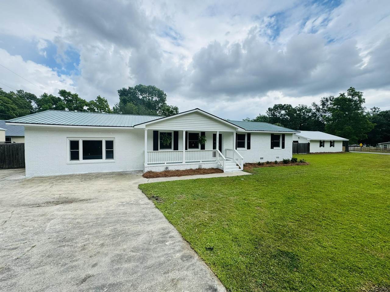 1804 Albert Storm Avenue - Photo 1