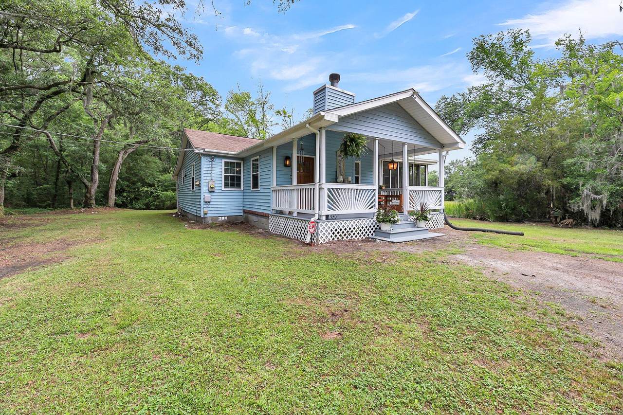950 Brownswood Road - Photo 1