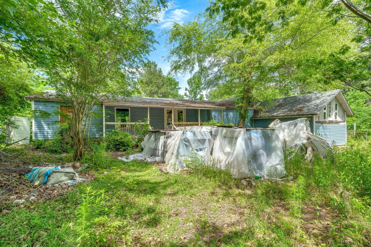 1384 Tom Charles Road - Photo 1