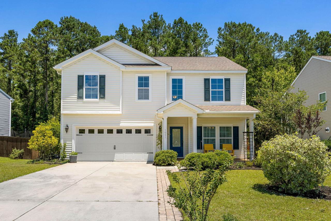 1021 Victoria Pointe Lane - Photo 1