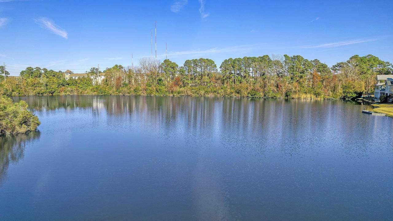 https://bt-photos.global.ssl.fastly.net/charleston/1280_boomver_1_24018558-2.jpg