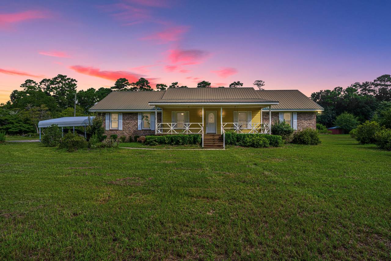 6133 Rio Vista Lane - Photo 1