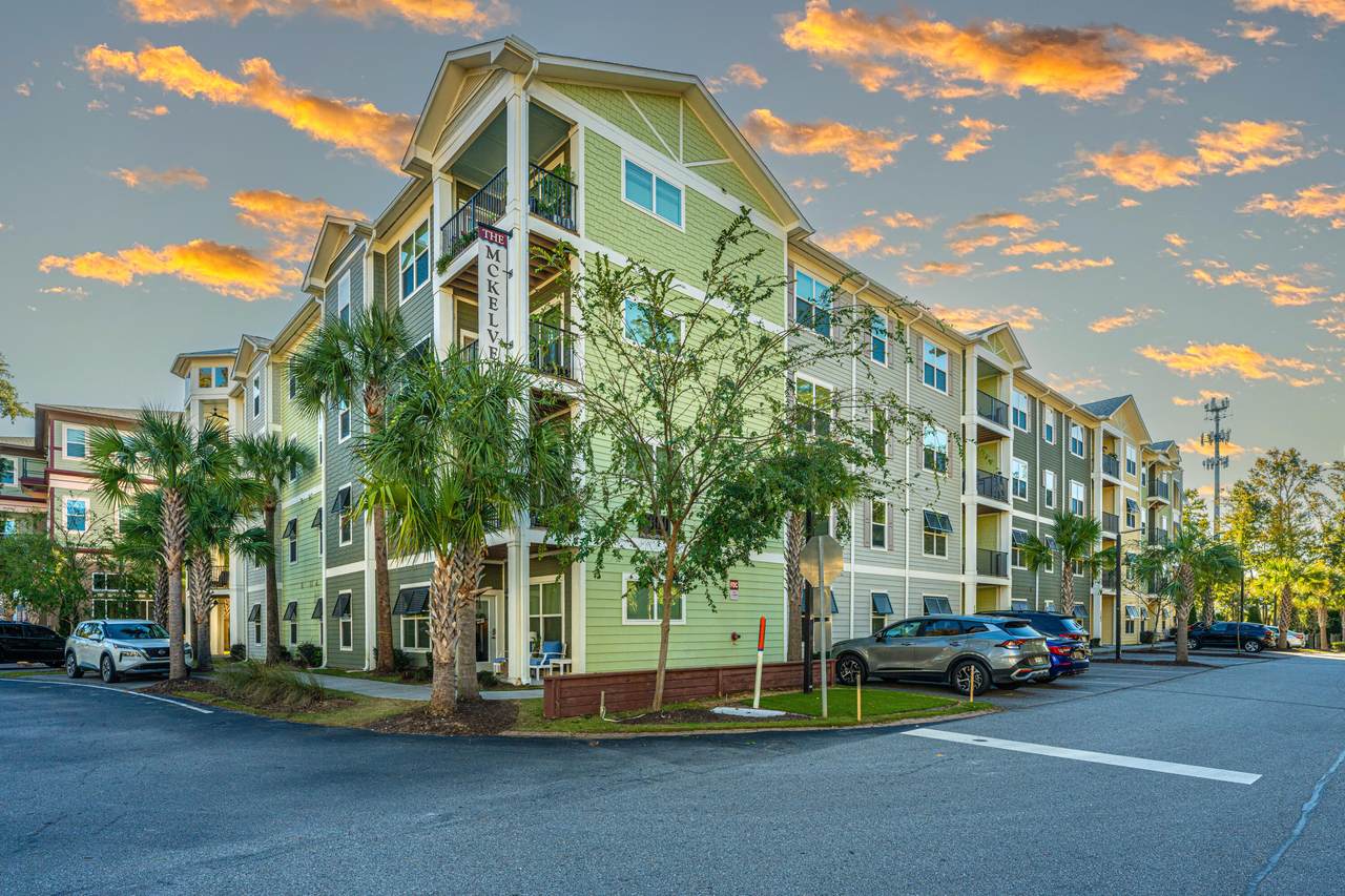 7201 Bowen Corner Avenue - Photo 1