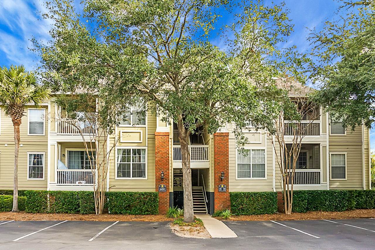 1600 Long Grove Drive - Photo 1