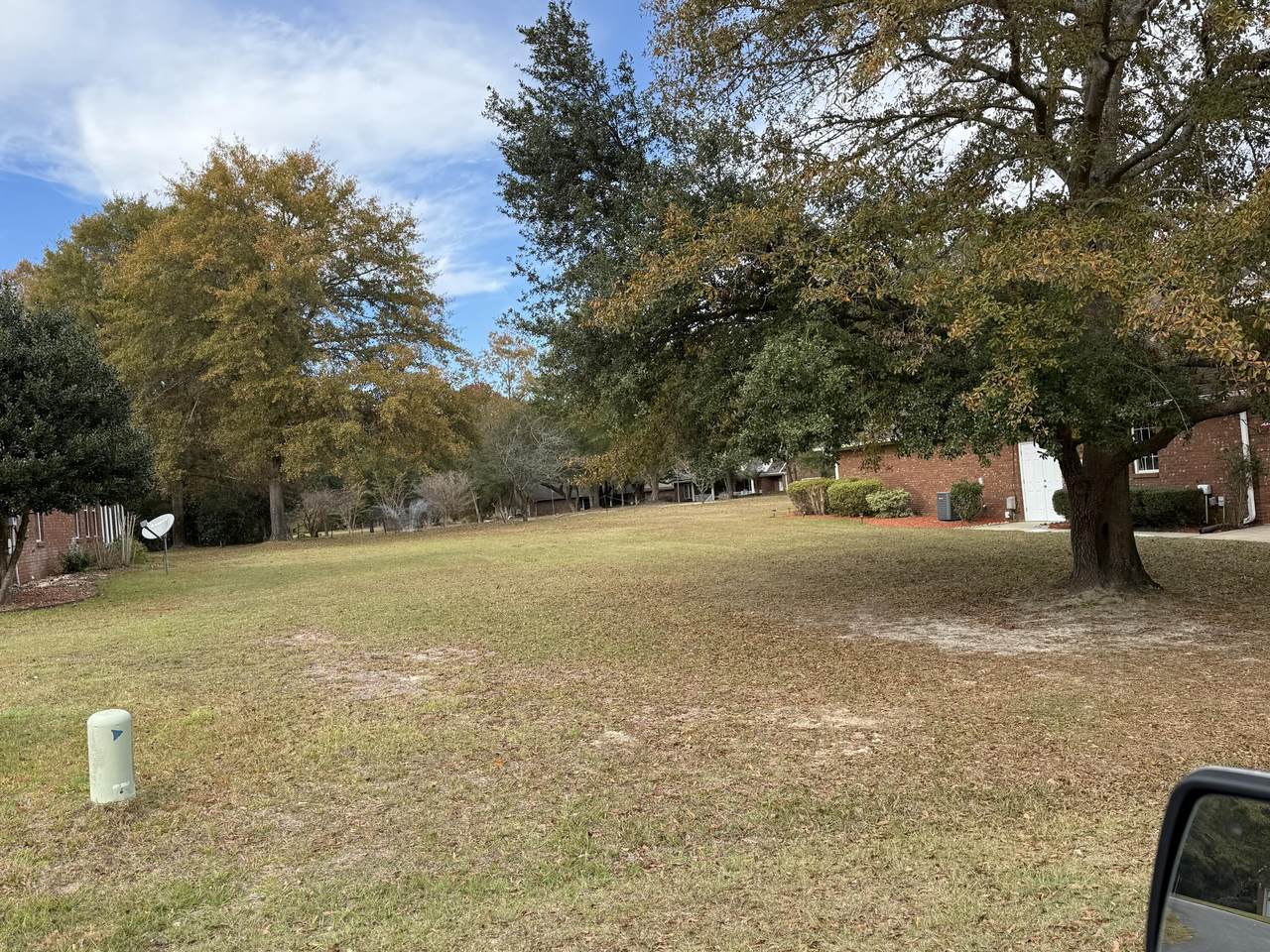 103 Oakview Circle - Photo 1