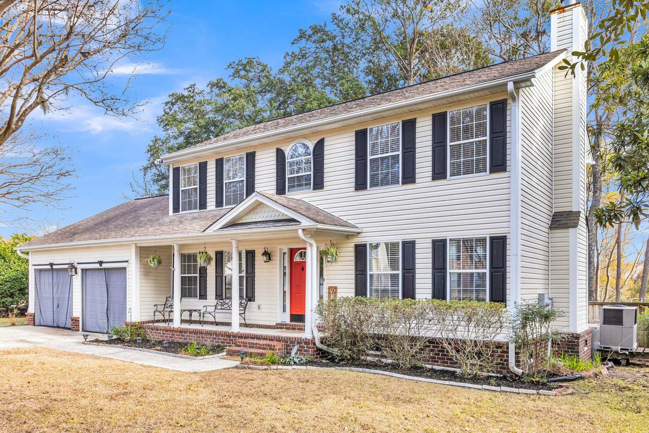 1960 Pinehurst Avenue - Photo 1