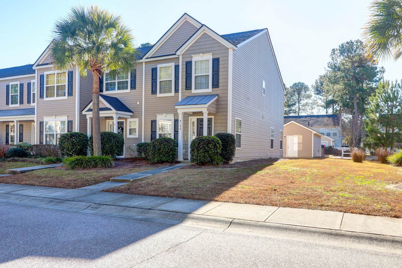 9033 Maple Grove Drive - Photo 1