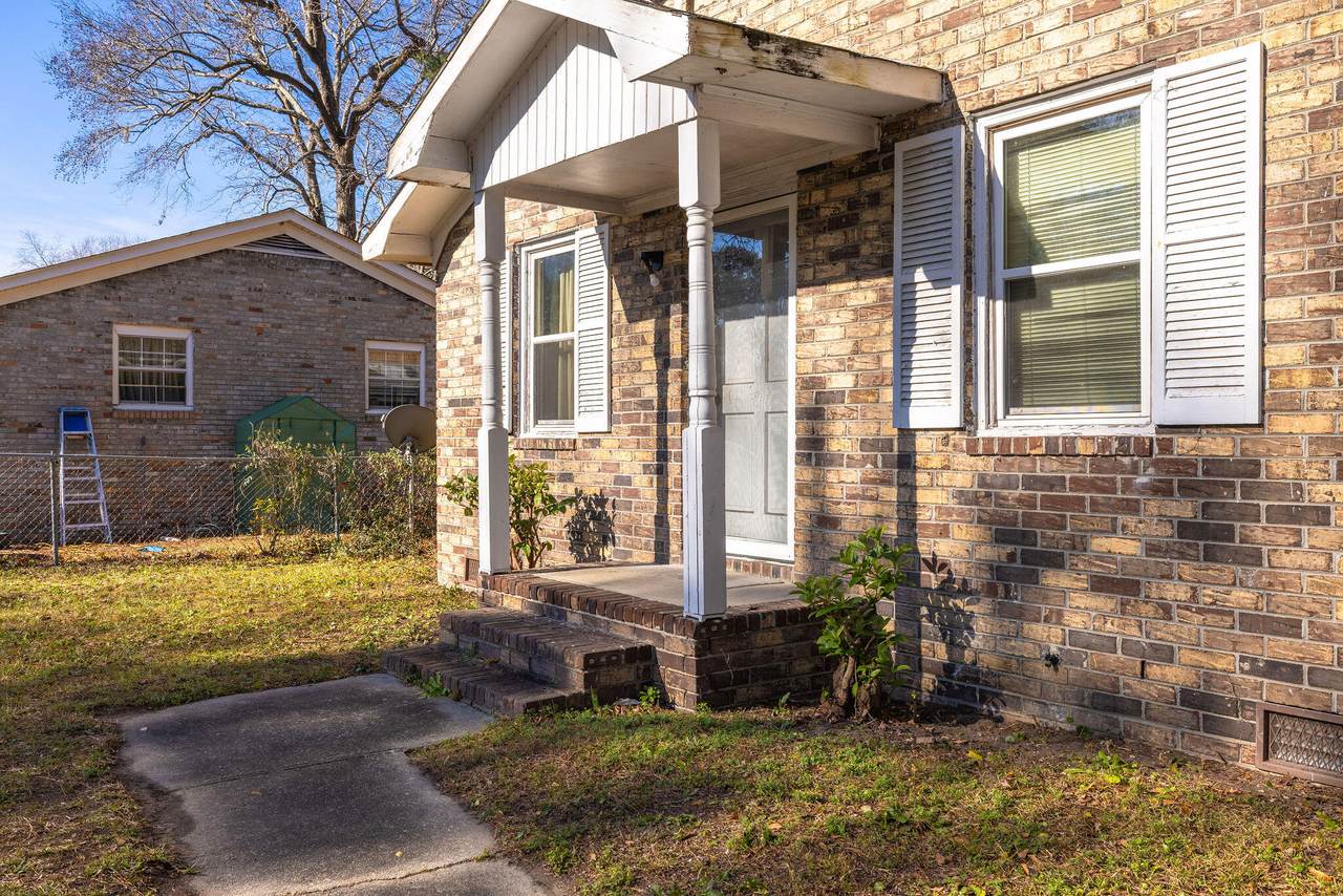 https://bt-photos.global.ssl.fastly.net/charleston/1280_boomver_1_25002727-2.jpg