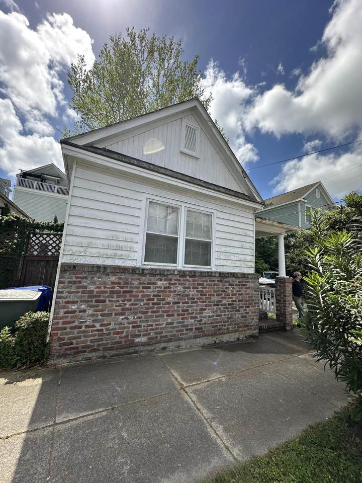 227 Fishburne Street - Photo 1