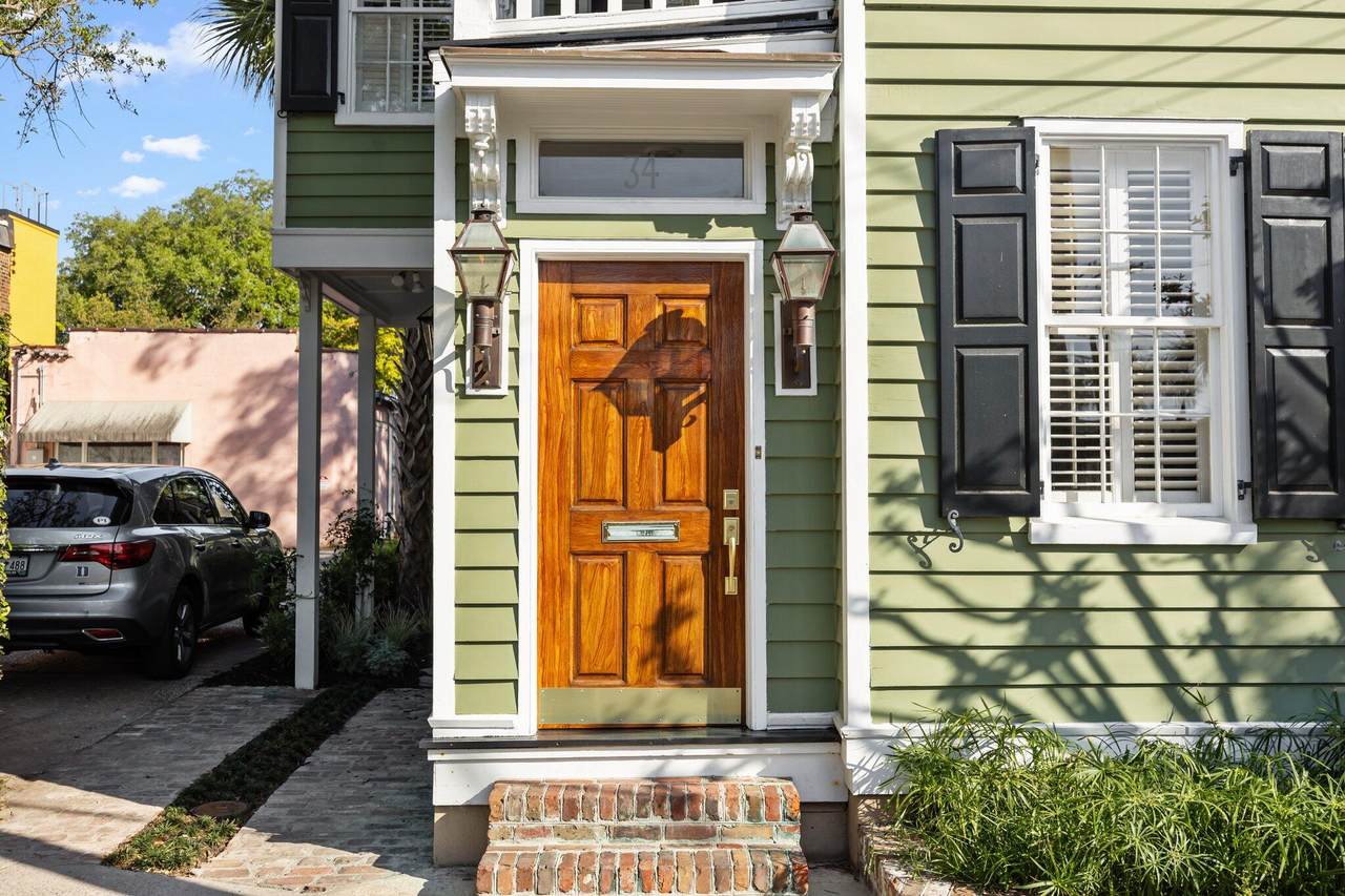 https://bt-photos.global.ssl.fastly.net/charleston/1280_boomver_1_25010906-2.jpg