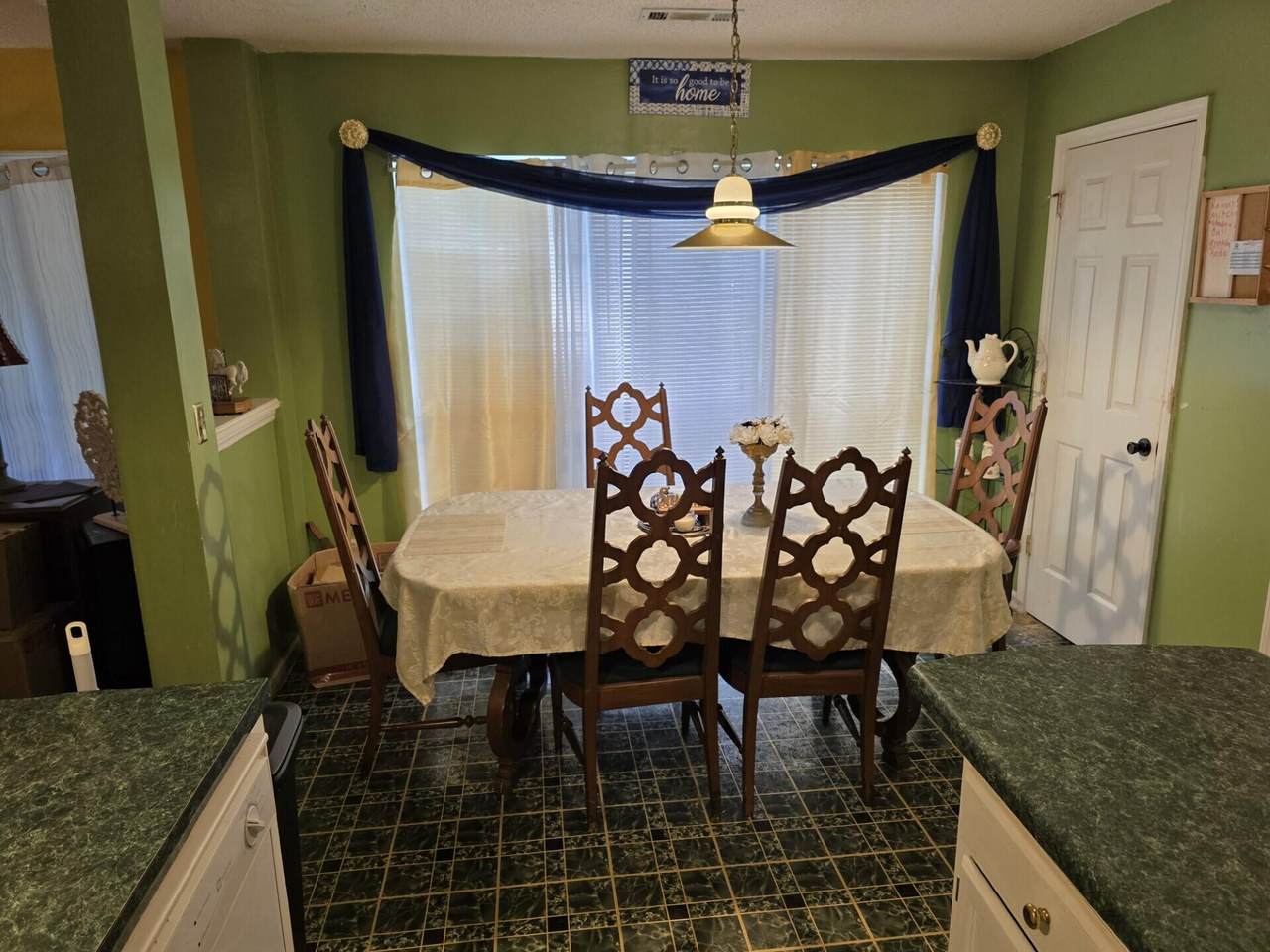 https://bt-photos.global.ssl.fastly.net/charleston/1280_boomver_1_25011033-2.jpg