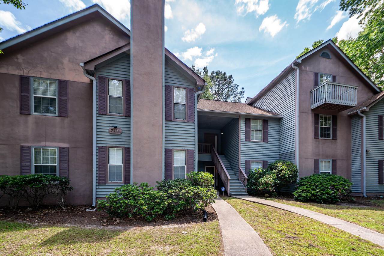 7951 Cricket Court - Photo 1