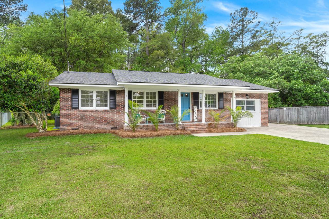 105 Bermuda Court - Photo 1