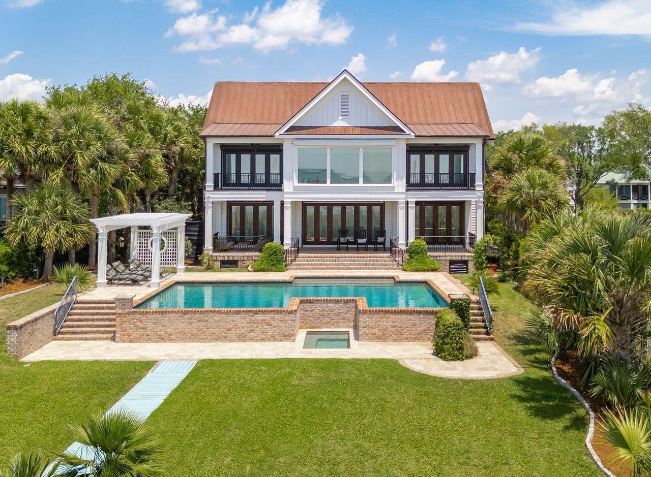 104 Beach Street - Photo 1