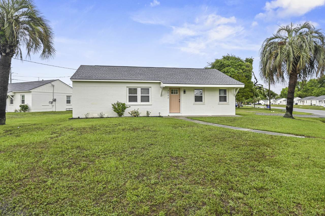 3042 Terry Drive - Photo 1