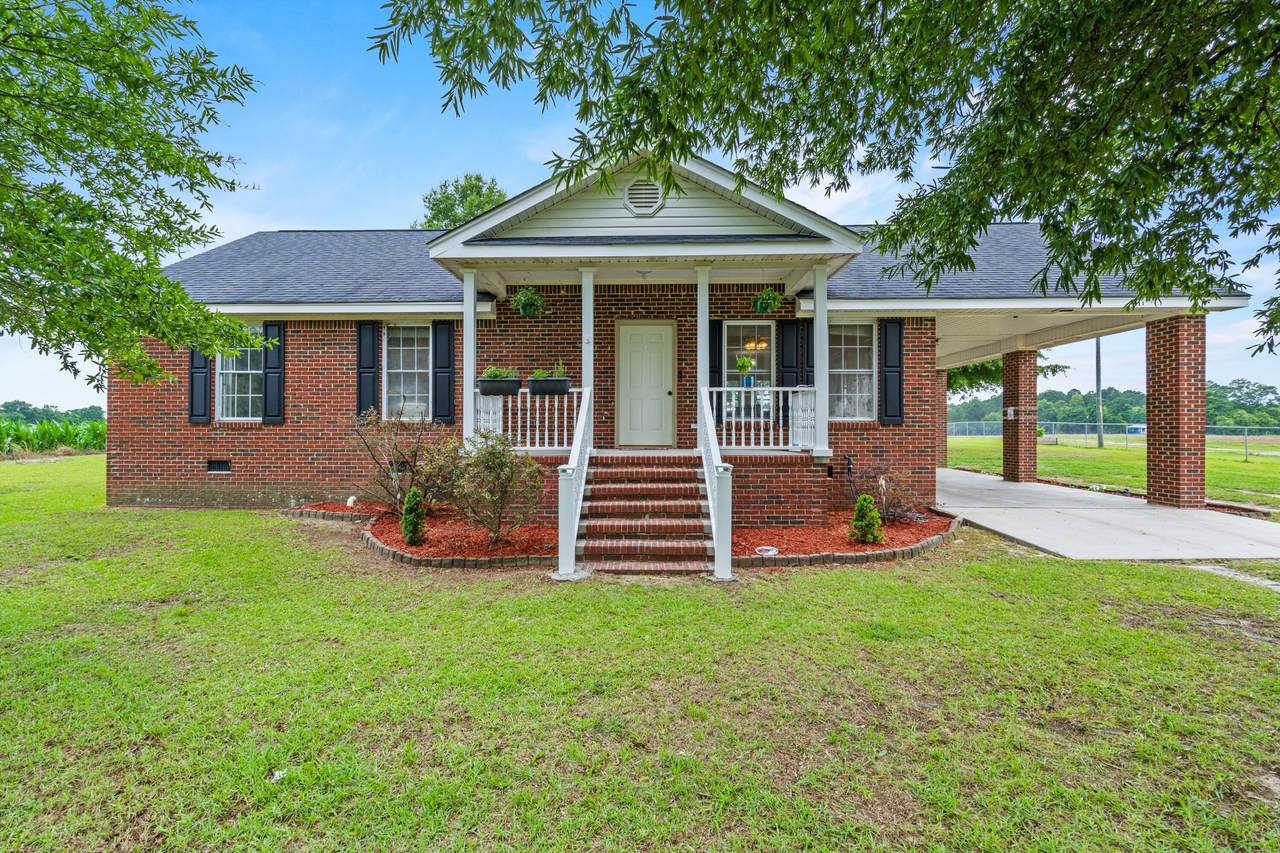 7203 Columbia Road - Photo 1
