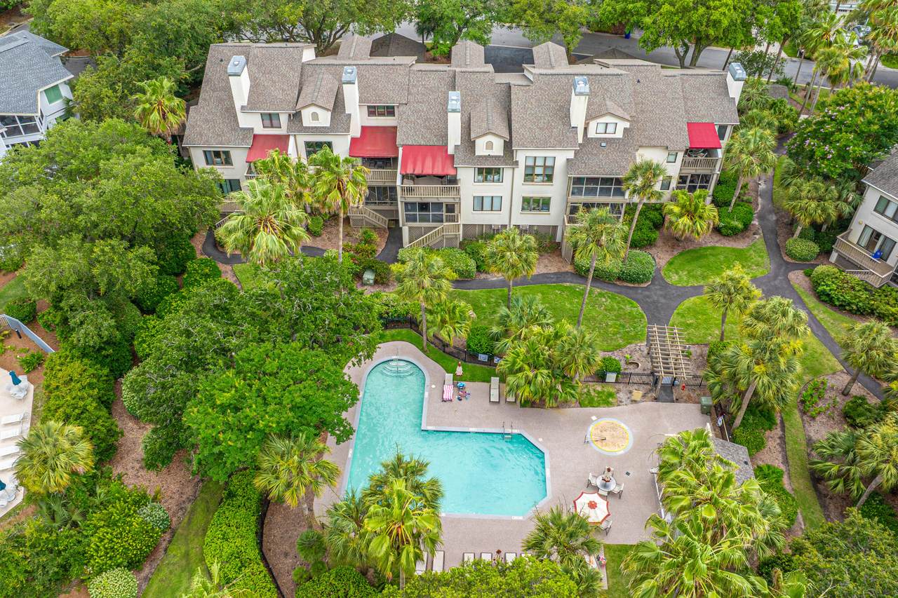408 Yacht Harbor Court - Photo 1