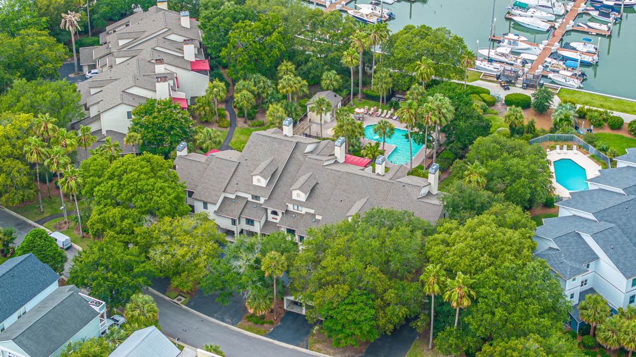 https://bt-photos.global.ssl.fastly.net/charleston/1280_boomver_1_25016516-2.jpg