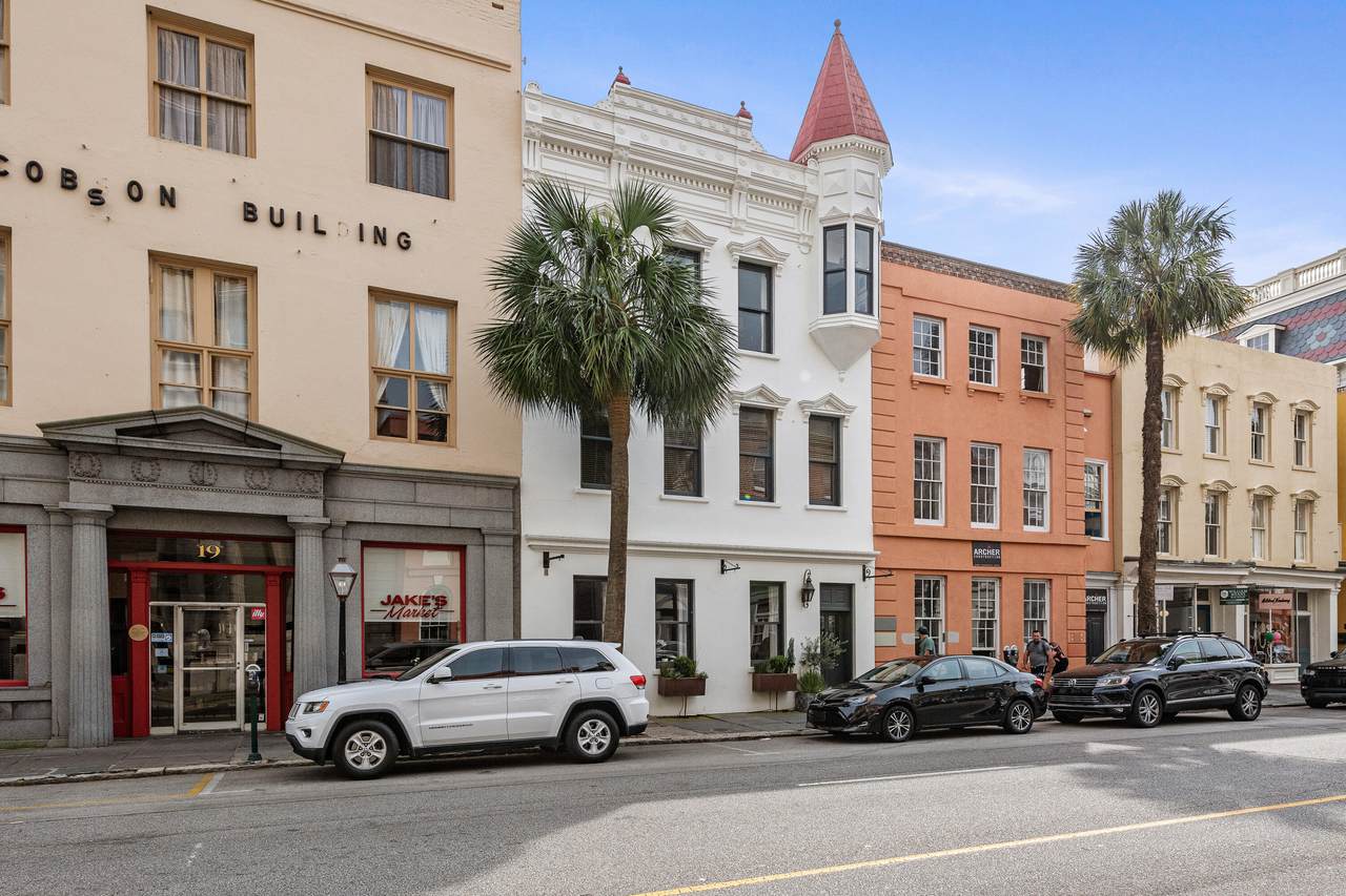 21 Broad Street - Photo 1