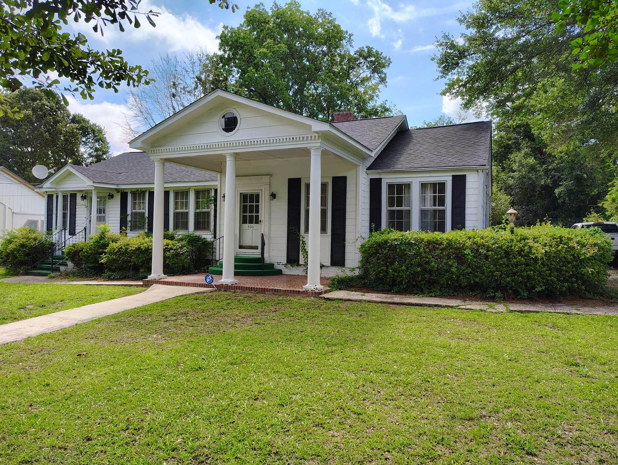 406 Thames Street - Photo 1
