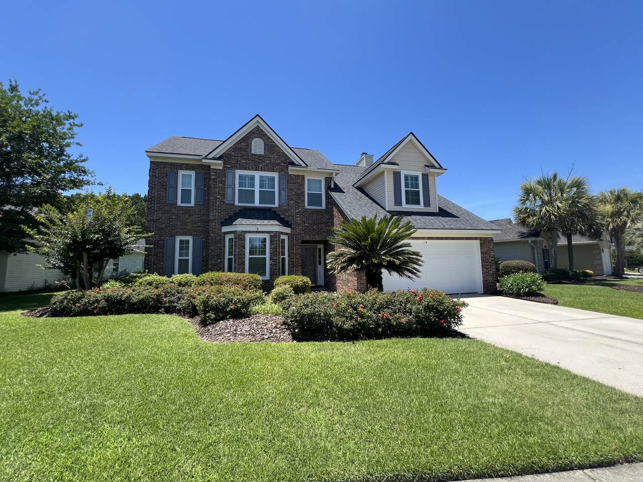 1513 Clarendon Way - Photo 1