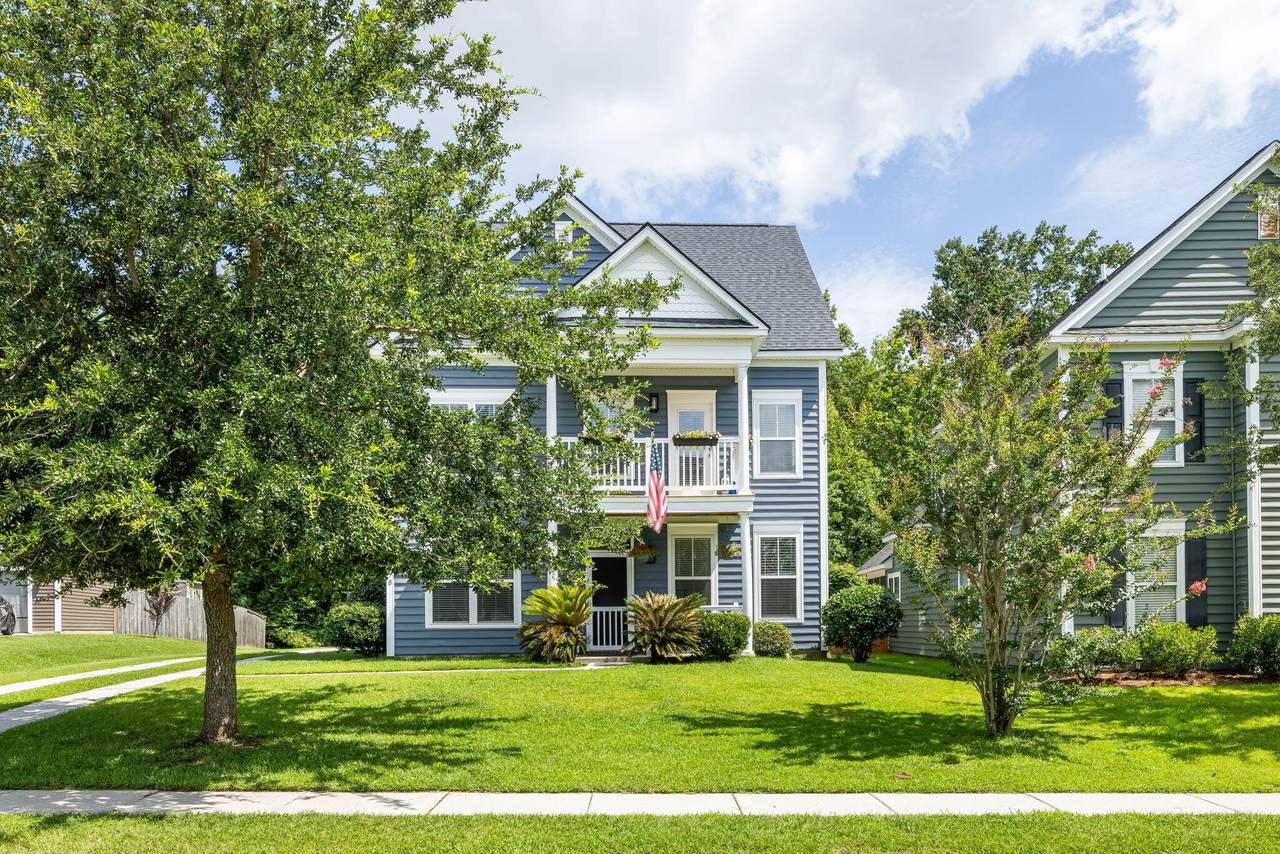 1070 Moss Grove Drive - Photo 1