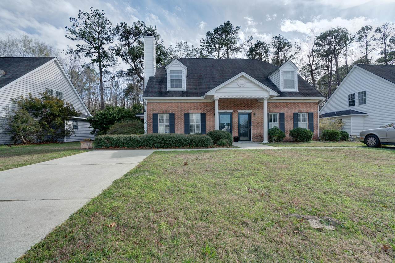 3368 Queensgate Way - Photo 1