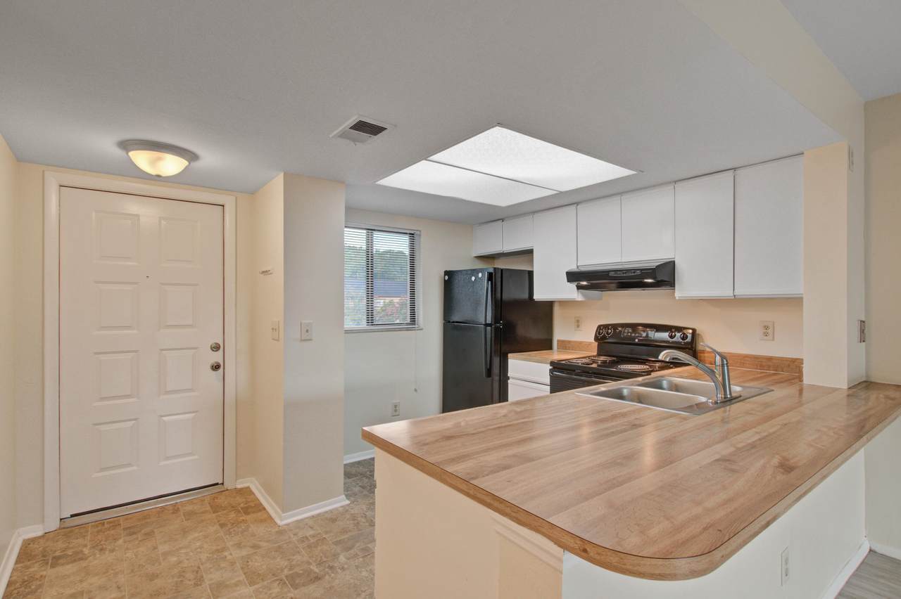 2186 Bees Ferry Road - Photo 1