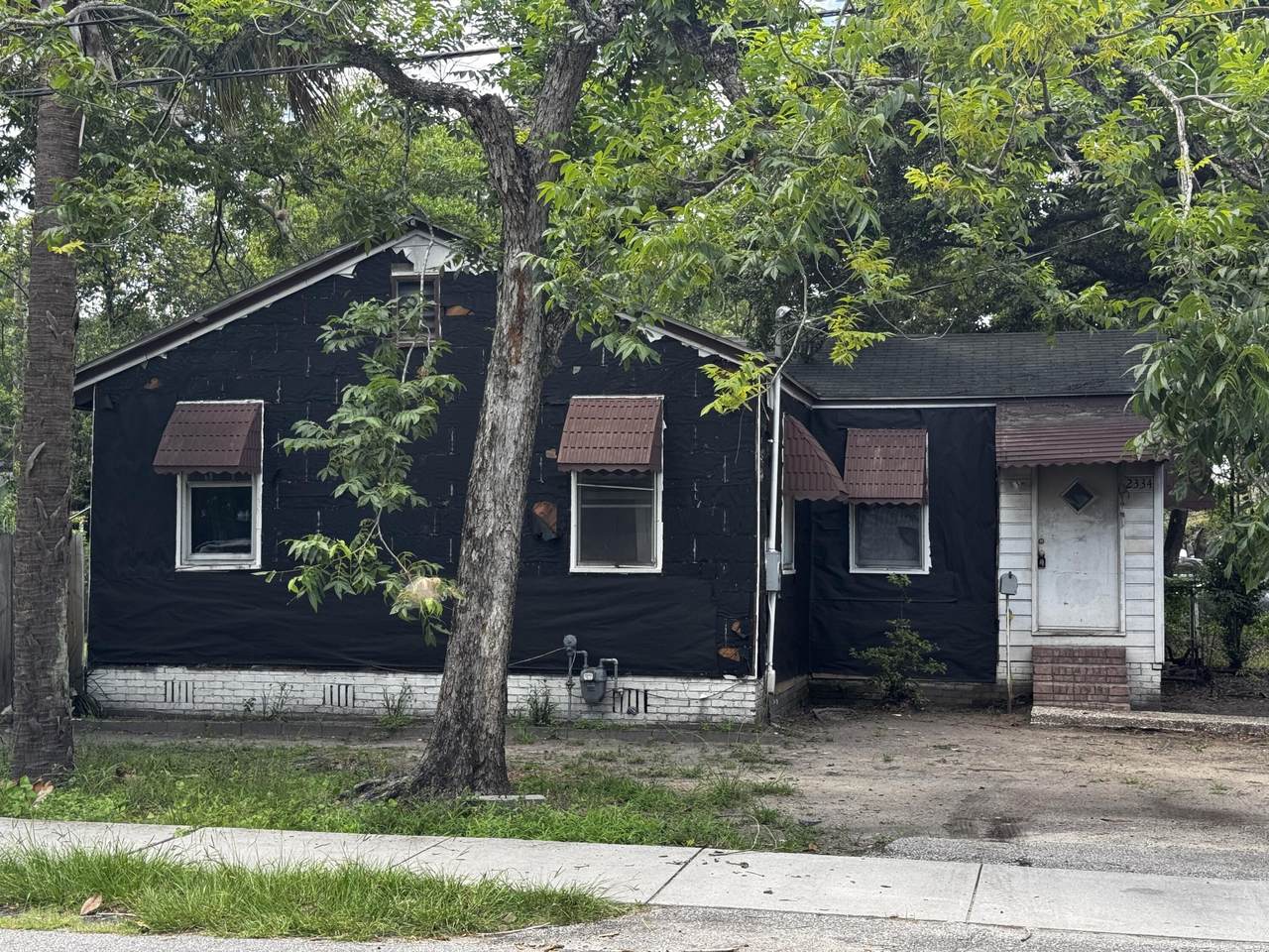 2334 Kent Avenue - Photo 1