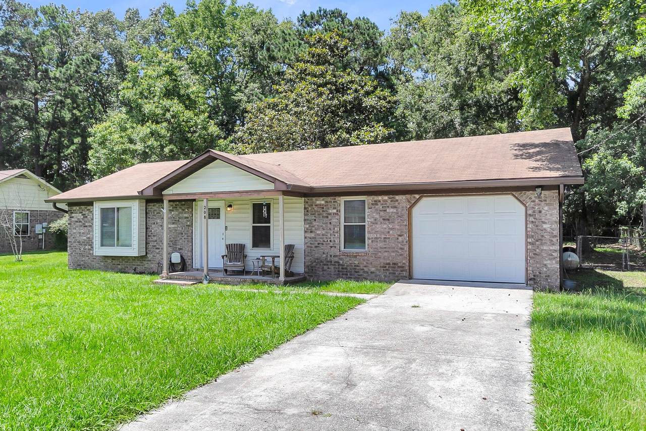 208 Janice Street - Photo 1
