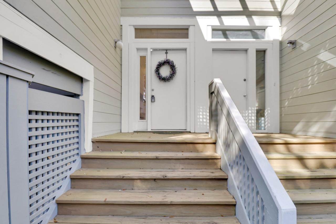 1723 Live Oak Park - Photo 1