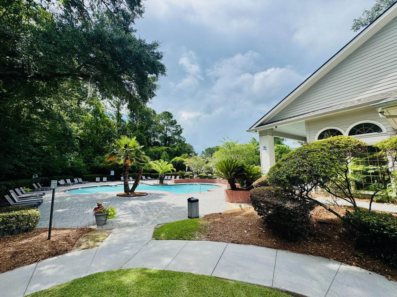 700 Daniel Ellis Drive - Photo 1