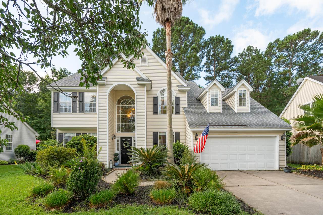 1425 Endicot Way - Photo 1