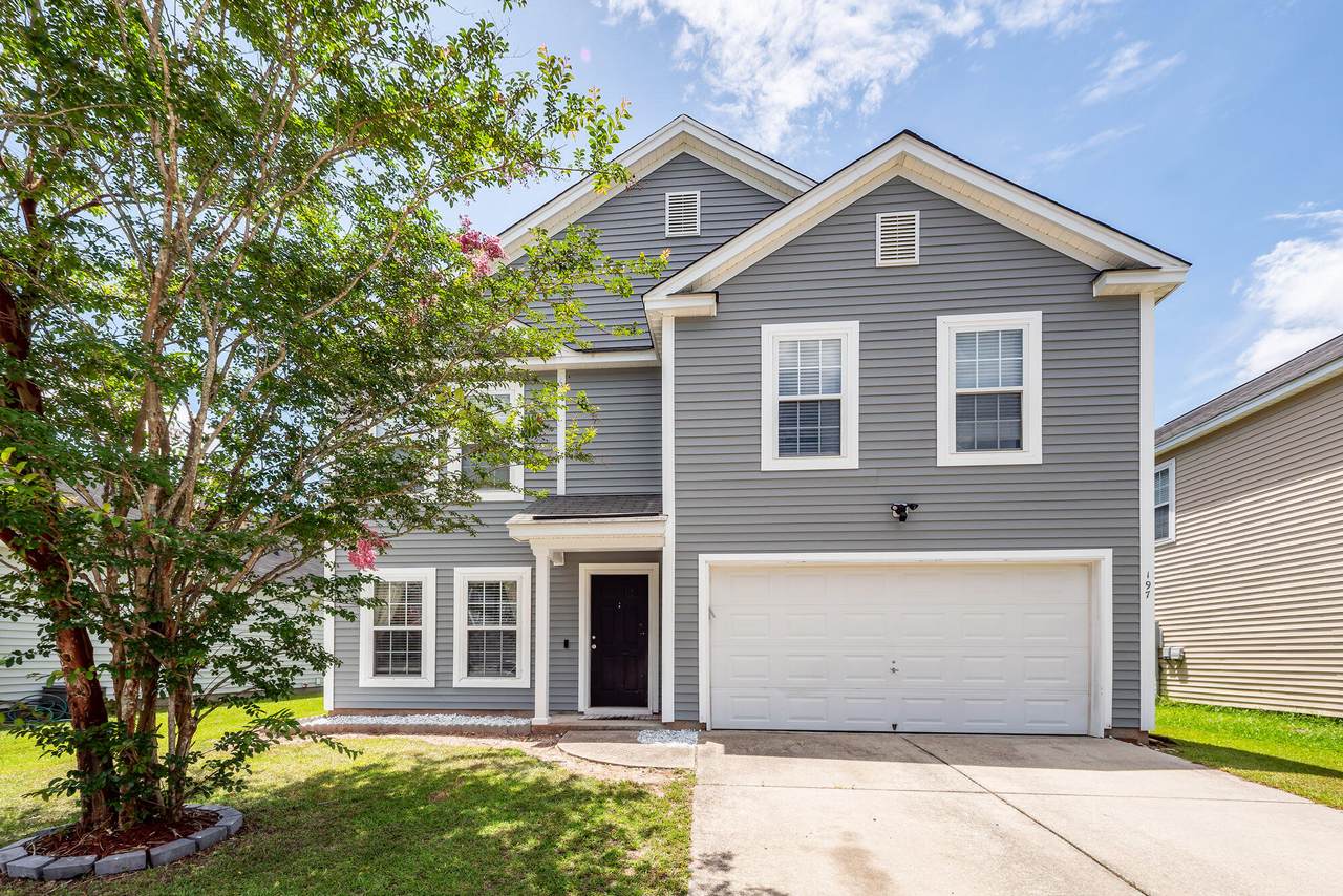 197 Emerald Isle Drive - Photo 1