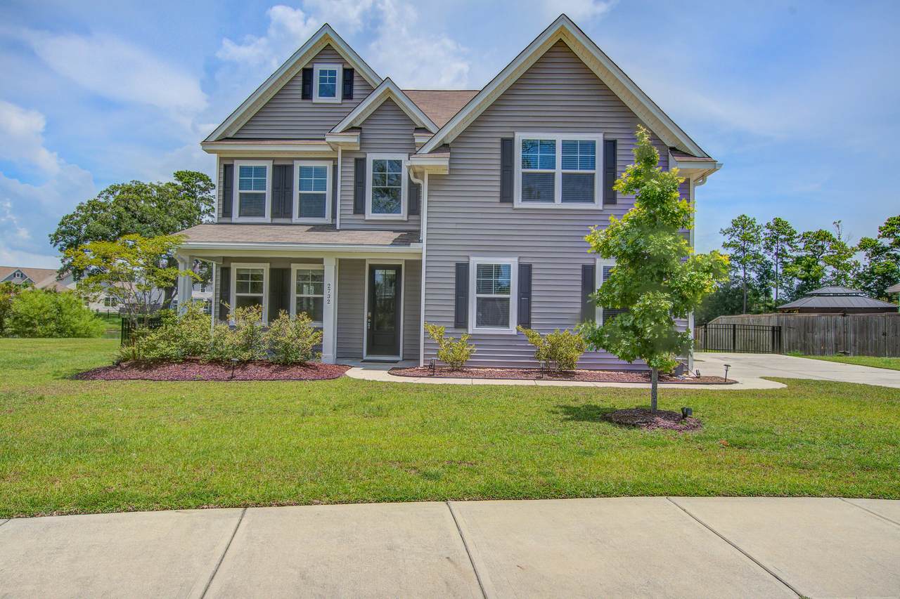 2732 Harmony Lake Drive - Photo 1